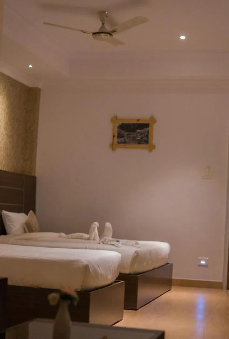 British County Munnar Hotel Chinnakanal Resort